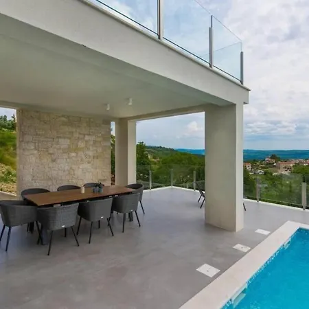 Gioia * Krasica (Istria)